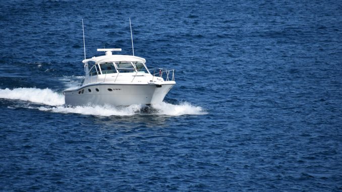 sportboot-fuehrerschein-motorboote-magazin