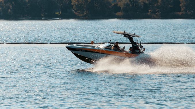 titelbild-Vollgas-voraus-motorboot-magazin Vollgas voraus: Die unkompliziertesten Schnellfahrstrecken in Deutschland